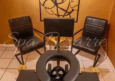 Rimming- und Queening-Chair im Fetisch-Studio Dielsdorf bei Zürich – spezialisierte Femdom-Ausstattung